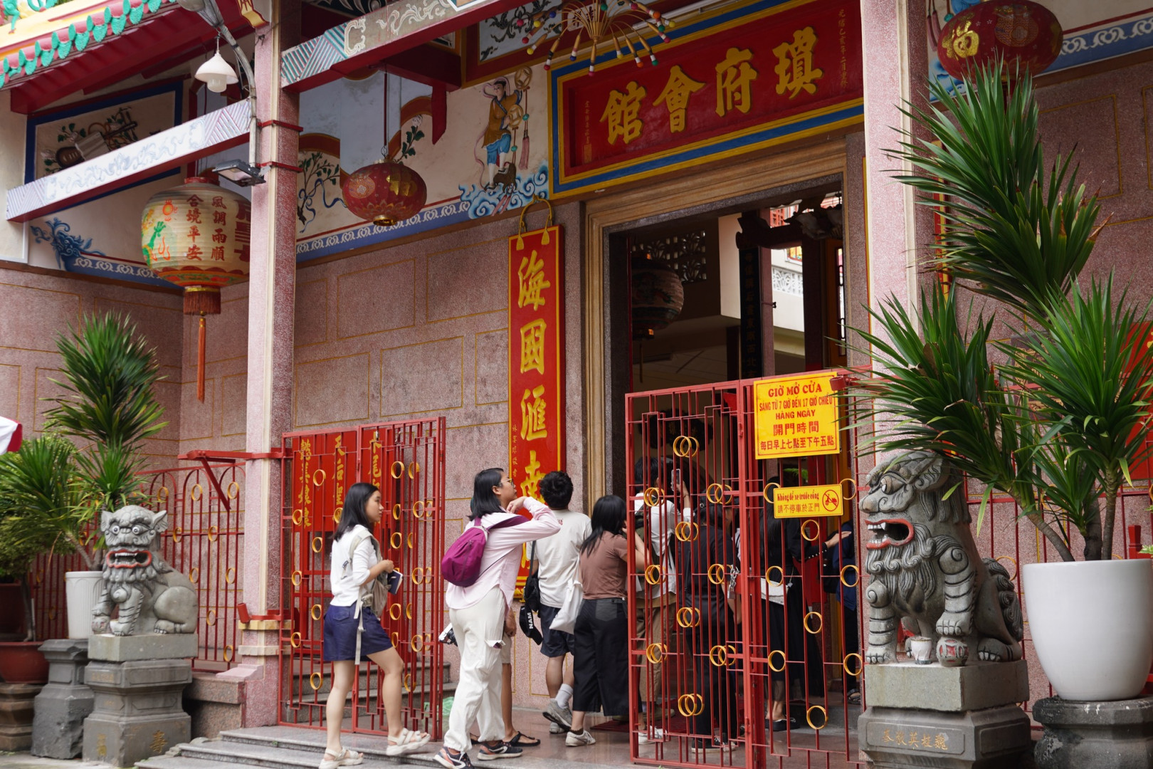 551221686 1120790816823096 911948584038434813 N